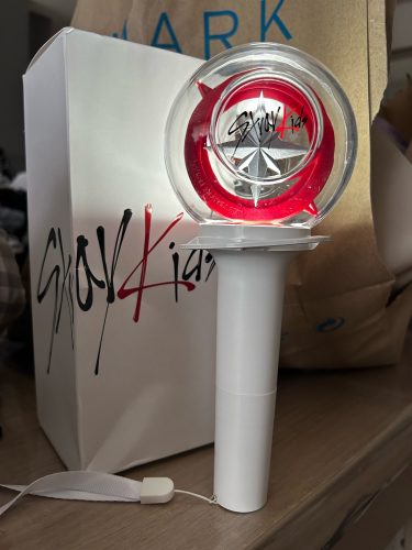 STRAY KIDS OFFICIAL LIGHTSTICK photo review