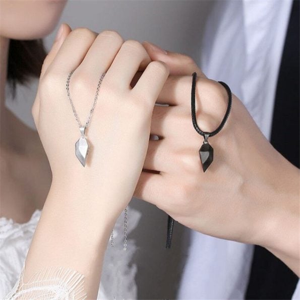 LATS-Fashion-Magnetic-Couple-Necklace-for-Lovers-Gothic-Punk-Heart-Pendant-Necklace-for-Men-Women-Necklaces-3