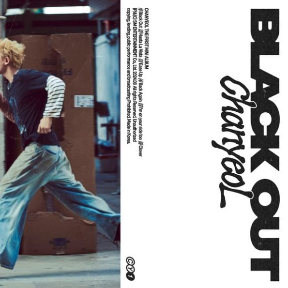 [2CD SET] CHANYEOL – 1st Mini Album [Black Out] (Photo Book Ver.)