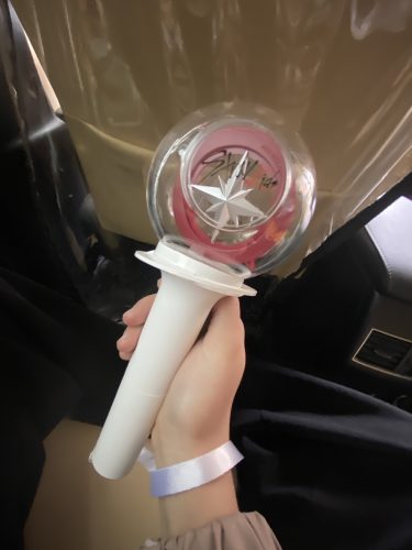 Stray Kids Official Lightstick photo review