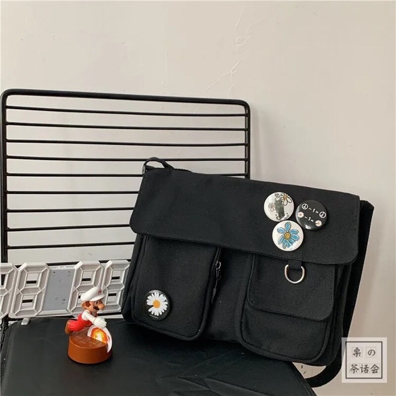 Women-Simple-Crossbody-Bag-Black-And-White-Harajuku-Cute-Student-One-shoulder-Messenger-Canvas-Bag-Korean-1