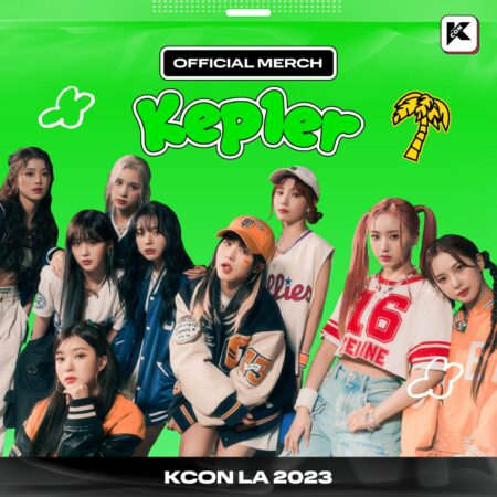 10 Kep1er - KCON LA 2023 OFFICIAL MERCH