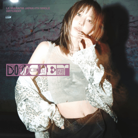 LE SSERAFIM - JAPAN 4th Single Album [DIFFERENT] (SAKURA Ver.)