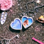 Hearts2Hearts - 1st Mini Album [FOCUS] (Heart Locket Ver.) (SMART ALBUM)