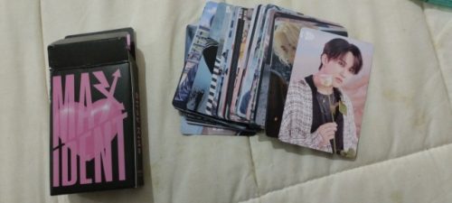 Stray Kids Lomo New Album Cards photo review